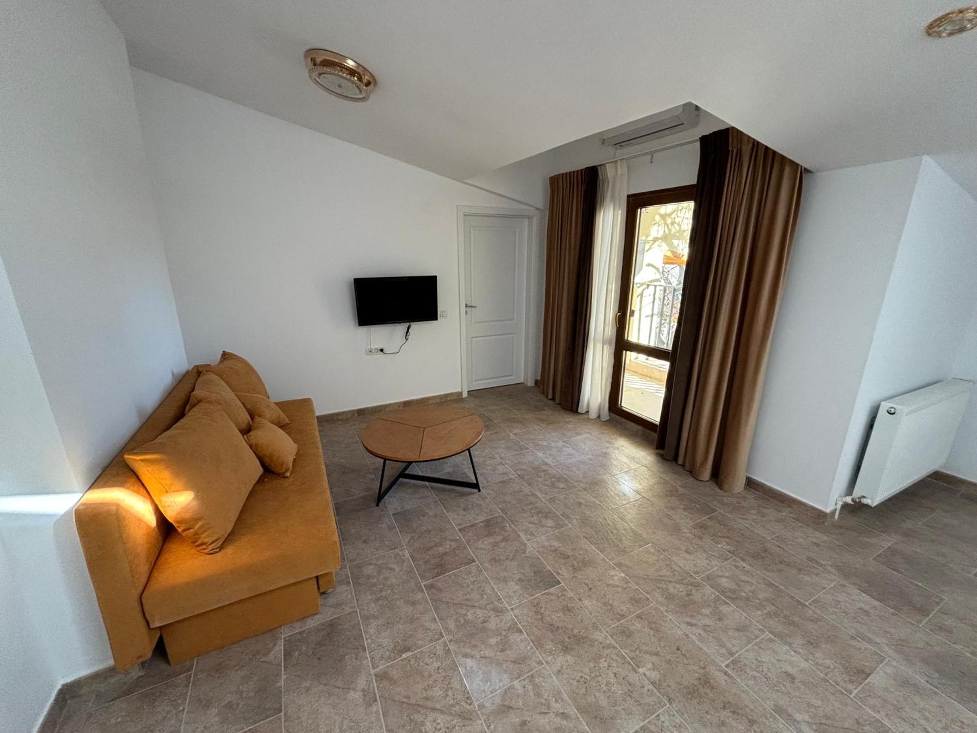 The Loft Gara De Nord Appartement Boekarest Buitenkant foto