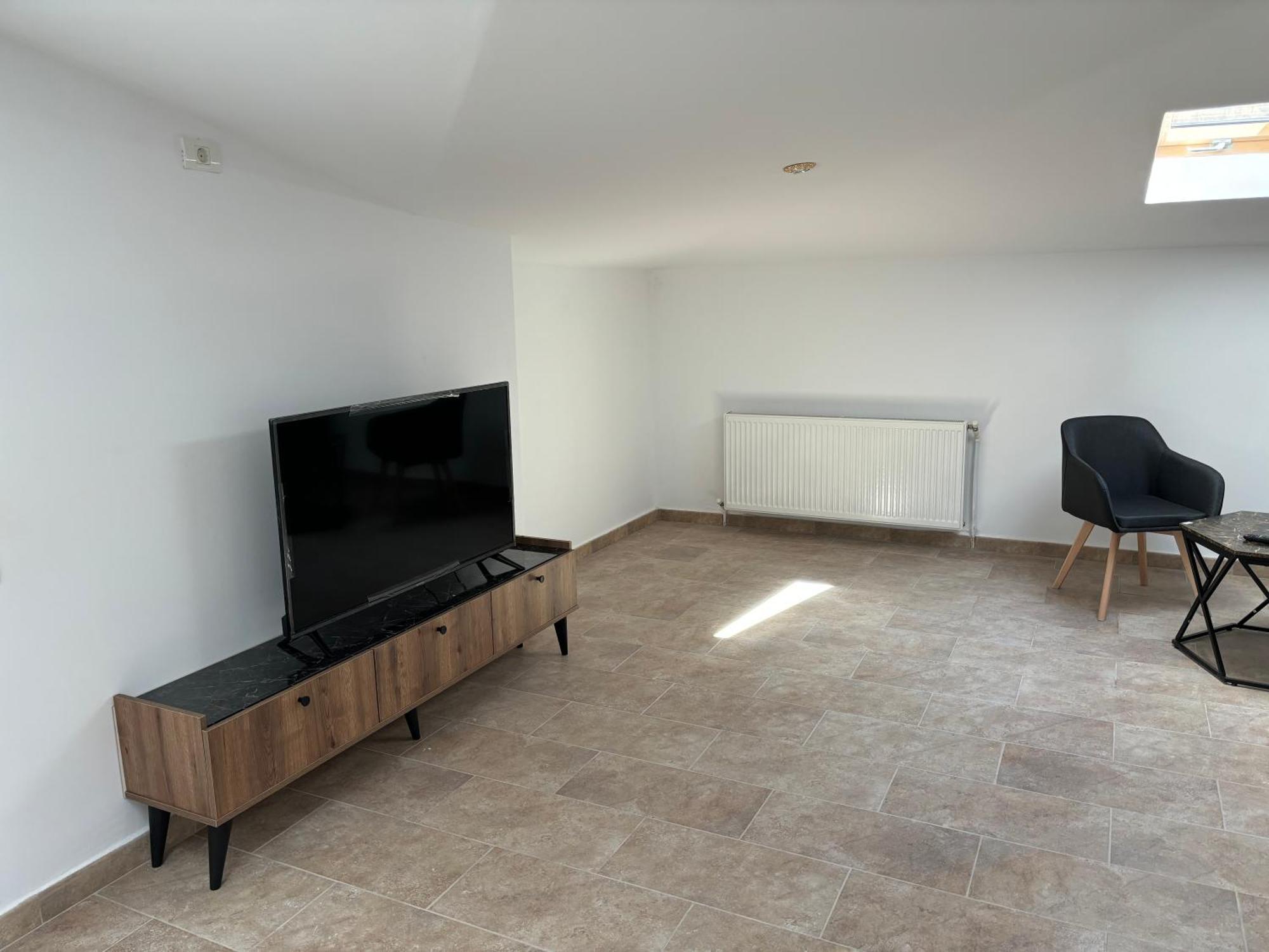 The Loft Gara De Nord Appartement Boekarest Buitenkant foto