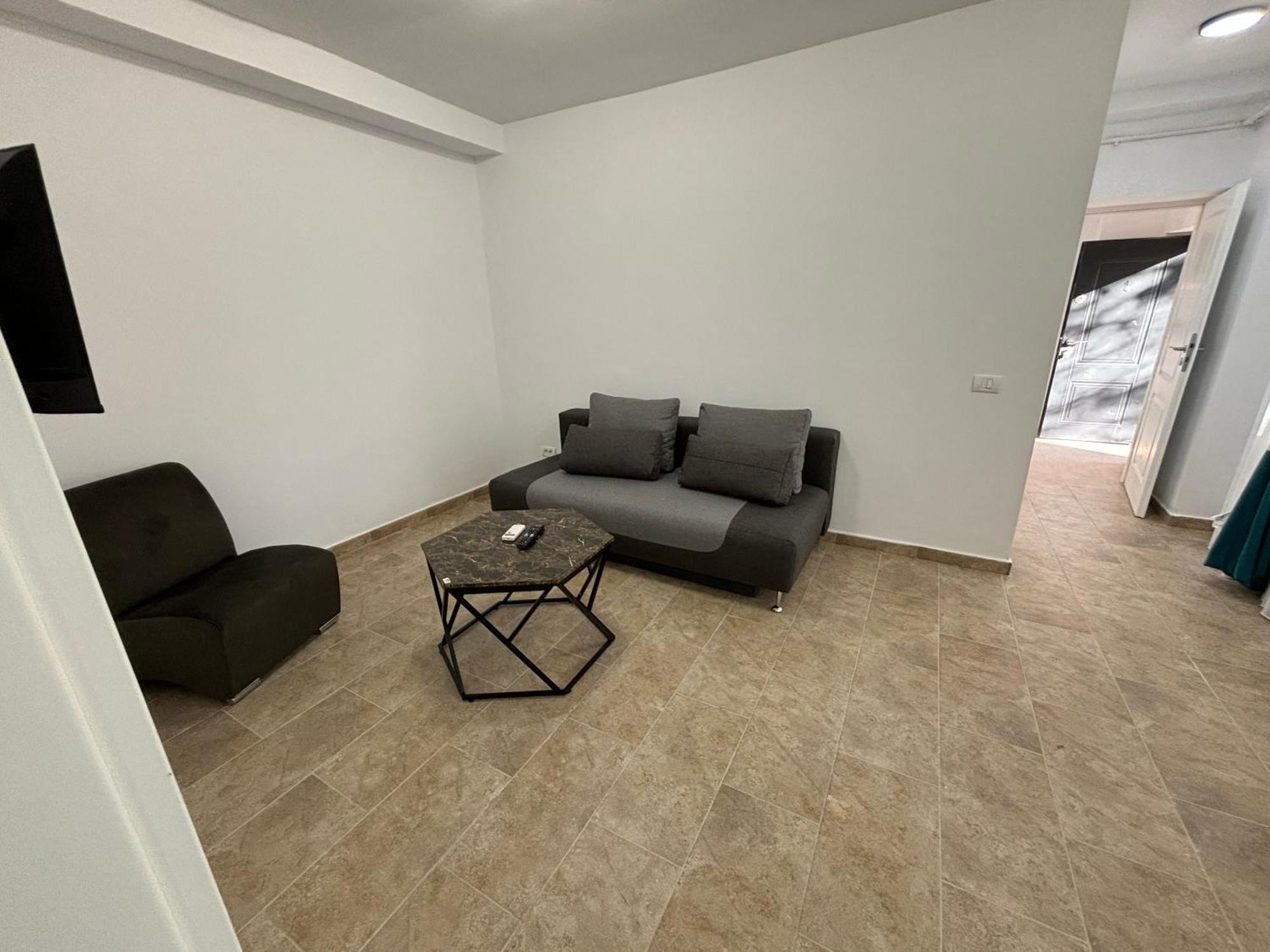 The Loft Gara De Nord Appartement Boekarest Buitenkant foto