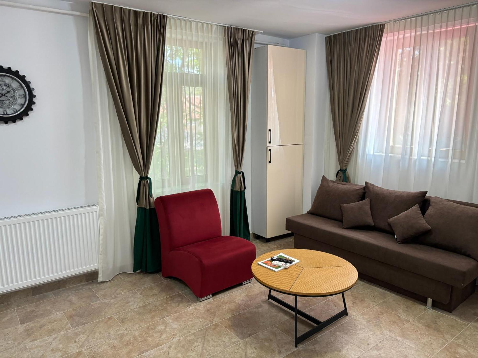 The Loft Gara De Nord Appartement Boekarest Buitenkant foto