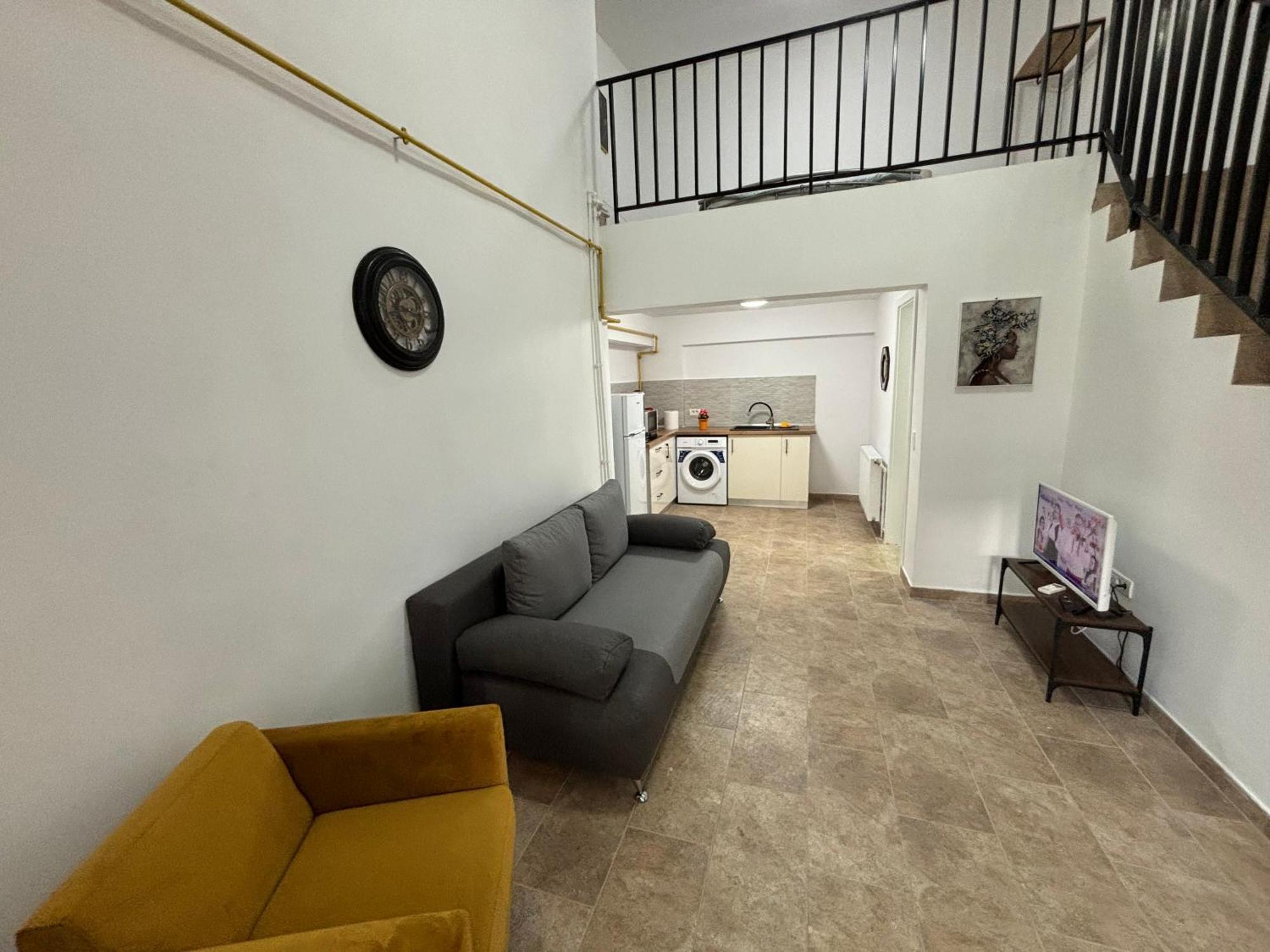 The Loft Gara De Nord Appartement Boekarest Buitenkant foto